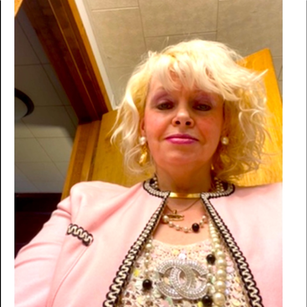 MAKE ME AN OFFER PLEASE FEEL FINANCING IN HOUSE!!